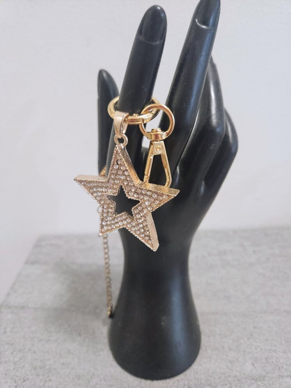 Rhinestone Star Shape Hand Bag Charm Summer with Faux gold chain necklace